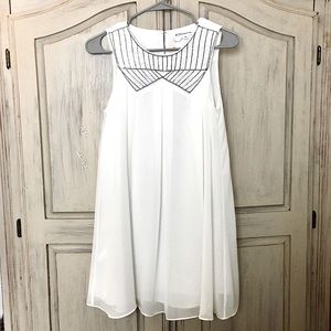 BCBGENERATION Flowy White Mini Patterned Collar XS